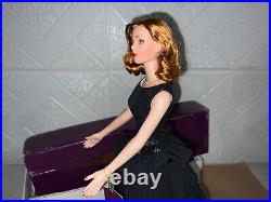 Tonner Tyler Wentworth 16 CHAMPAGNE AND CAVIAR 2001 Limited Edition Doll