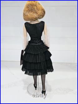 Tonner Tyler Wentworth 16 CHAMPAGNE AND CAVIAR 2001 Limited Edition Doll NRFB