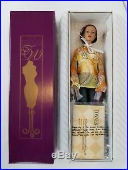 Tonner Tyler Wentworth 16 Casual Chic Dressed Fashion Doll. 2005