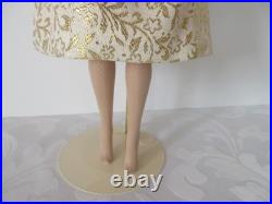 Tonner Tyler Wentworth -16 DOLL, Sydney Chase Great Strides, GENE DRESS