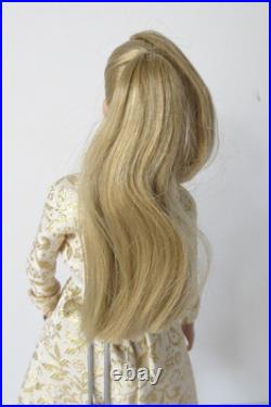 Tonner Tyler Wentworth -16 DOLL, Sydney Chase Great Strides, GENE DRESS