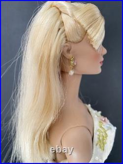 Tonner Tyler Wentworth 16 Doll Chase Modeling Collection Angelina