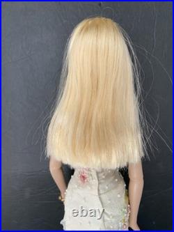 Tonner Tyler Wentworth 16 Doll Chase Modeling Collection Angelina