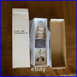 Tonner Tyler Wentworth 16 Doll Dress Form / Clothing Stand New in Box
