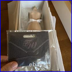 Tonner Tyler Wentworth 16 Doll Dress Form / Clothing Stand New in Box
