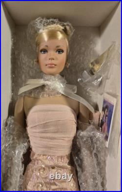 Tonner Tyler Wentworth 16 Doll NRFB. Standing Ovation Award & Playbill Tonner Tyler Wentworth 16 Doll NRFB. Standing Ovation Award & Playbill