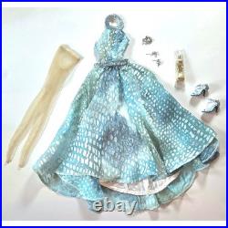 Tonner-Tyler Wentworth 16 Doll Outfit Fashions of the Year Awards (As shown)