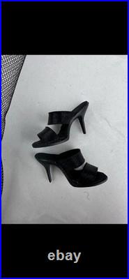 Tonner Tyler Wentworth 16 Fashion Doll Black Silk Top Shoes & Black Pantyhose