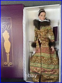 Tonner Tyler Wentworth 16 Firebird Sydney Chase Doll NRFB Excellent Condition