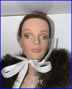 Tonner Tyler Wentworth 16 Firebird Sydney Chase Doll NRFB Excellent Condition