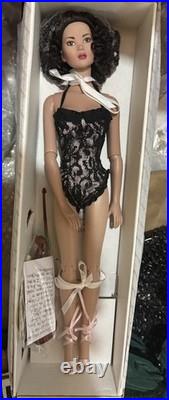 Tonner Tyler Wentworth 16 MANHATTAN MAGIC MEI LI 2003 READ DESCRIPTION