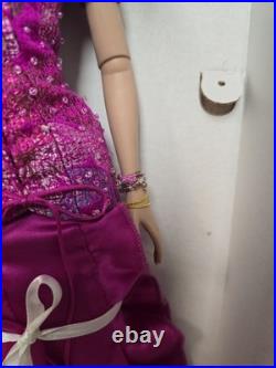 Tonner Tyler Wentworth 16 MANHATTAN MAGIC MEI LI 2003 READ DESCRIPTION