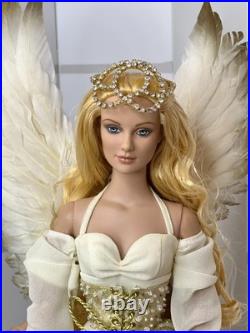 Tonner Tyler Wentworth 16 Noel Angel Doll Premier Dealer Exclusive