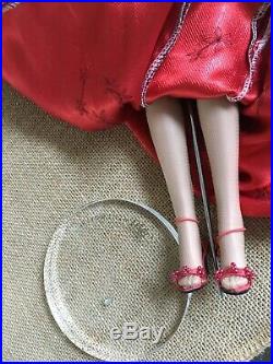 Tonner Tyler Wentworth 16 Vinyl DOLL CINNABAR in 2-pc Ensemble withJewelry +Stand