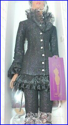 Tonner Tyler Wentworth 16 doll Double Take Esme NEW NEVER DISPLAYED