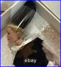 Tonner Tyler Wentworth 2000 Theatre De La Mode FLEURS DU MAL 16 Doll NIB