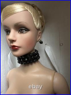 Tonner Tyler Wentworth 2001 BLACK & WHITE BALL SYDNEY CHASE 16 Fashion Doll LE