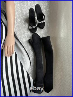 Tonner Tyler Wentworth 2001 BLACK & WHITE BALL SYDNEY CHASE 16 Fashion Doll LE