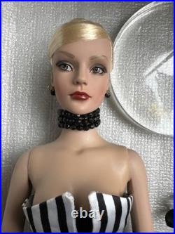 Tonner Tyler Wentworth 2001 BLACK & WHITE BALL SYDNEY CHASE 16 Fashion Doll LE