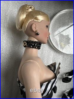 Tonner Tyler Wentworth 2001 BLACK & WHITE BALL SYDNEY CHASE 16 Fashion Doll LE