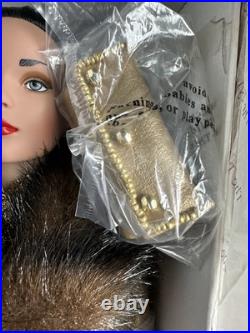 Tonner Tyler Wentworth 2001 COLLECTION ENSEMBLE D'OR 16 Doll NEW NRFB LE 100 Tonner Tyler Wentworth 2001 COLLECTION ENSEMBLE D'OR 16 Doll NEW NRFB LE 100