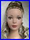 Tonner-Tyler-Wentworth-2001-FAO-SCHWARZ-ALL-THAT-GLITTERS-DRESSED-16-DOLL-LE100-01-abbr