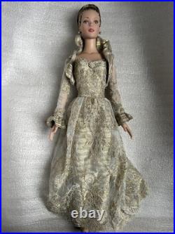 Tonner Tyler Wentworth 2001 FAO SCHWARZ ALL THAT GLITTERS DRESSED 16 DOLL LE100