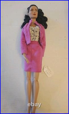 Tonner Tyler Wentworth 2002 ANGELINA RUIZ 16 Doll In Tickled Pink Suit LE 1200