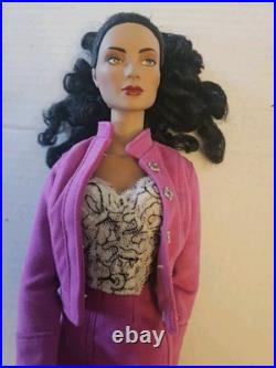 Tonner Tyler Wentworth 2002 ANGELINA RUIZ 16 Doll In Tickled Pink Suit LE 1200