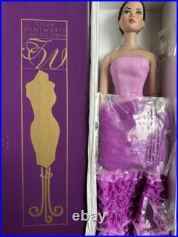 Tonner Tyler Wentworth 2002 COLLECTION SHEER BEAUTY MEI LI 16 Dressed DOLL LE