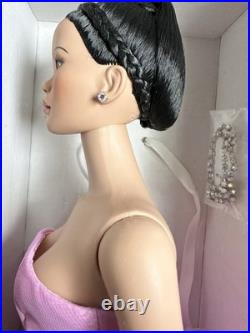 Tonner Tyler Wentworth 2002 COLLECTION SHEER BEAUTY MEI LI 16 Dressed DOLL LE