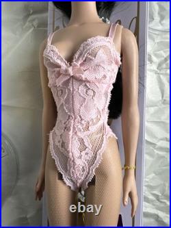 Tonner Tyler Wentworth 2002 Collection Ready to Wear Mei Li 16 Fashion Doll NEW