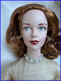 Tonner Tyler Wentworth 2003 BRENDA STARR GOLDEN GIRL 16 Dressed Fashion Doll