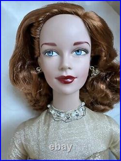 Tonner Tyler Wentworth 2003 BRENDA STARR GOLDEN GIRL 16 Dressed Fashion Doll