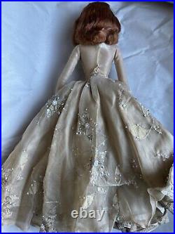 Tonner Tyler Wentworth 2003 BRENDA STARR GOLDEN GIRL 16 Dressed Fashion Doll