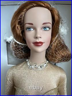 Tonner Tyler Wentworth 2003 BRENDA STARR GOLDEN GIRL 16 Fashion Doll New NRFB