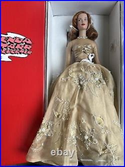 Tonner Tyler Wentworth 2003 BRENDA STARR GOLDEN GIRL 16 Fashion Doll New NRFB