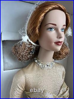 Tonner Tyler Wentworth 2003 BRENDA STARR GOLDEN GIRL 16 Fashion Doll New NRFB