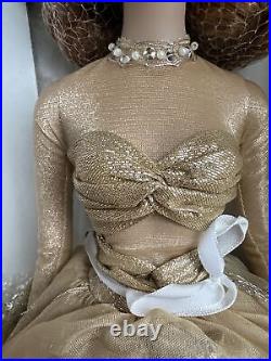 Tonner Tyler Wentworth 2003 BRENDA STARR GOLDEN GIRL 16 Fashion Doll New NRFB