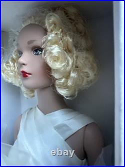 Tonner Tyler Wentworth 2003 CU CINEMA SATINS CENTERPIECE Special Edition Doll LE