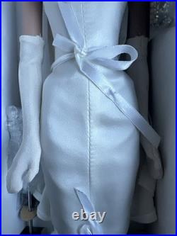 Tonner Tyler Wentworth 2003 CU CINEMA SATINS CENTERPIECE Special Edition Doll LE