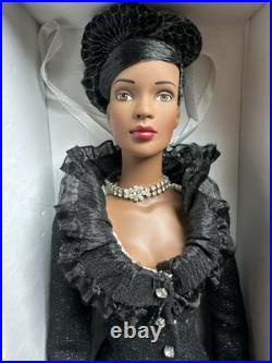 Tonner Tyler Wentworth 2003 Collection DOUBLE TAKE ESME 16 Fashion Doll LE 1500 Tonner Tyler Wentworth 2003 Collection DOUBLE TAKE ESME 16 Fashion Doll LE 1500