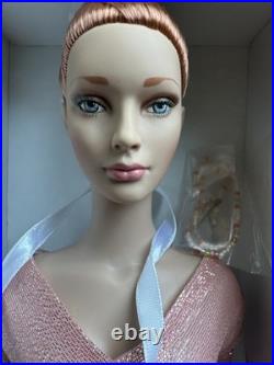 Tonner Tyler Wentworth 2003 Collection JANE SHIMMERING ROSE 16 Doll NRFB LE 250