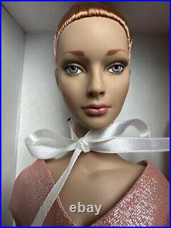 Tonner Tyler Wentworth 2003 Collection JANE SHIMMERING ROSE 16 Doll NRFB LE 250