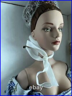 Tonner Tyler Wentworth 2003 Collection LOVE IS BLUE SYDNEY 16 Dressed DOLL +BOX