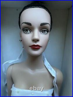 Tonner Tyler Wentworth 2003 SYDNEY PARISIENNE 16 PARIS FASHION DOLL FESTIVAL LE