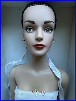 Tonner Tyler Wentworth 2003 SYDNEY PARISIENNE 16 PARIS FASHION DOLL FESTIVAL LE