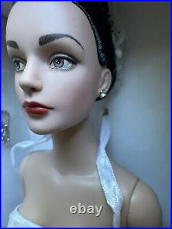 Tonner Tyler Wentworth 2003 SYDNEY PARISIENNE 16 PARIS FASHION DOLL FESTIVAL LE