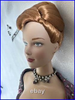Tonner Tyler Wentworth 2004 BLACK ORCHID Brenda Starr 16 Dressed Fashion Doll