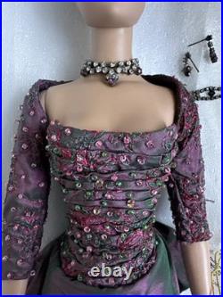 Tonner Tyler Wentworth 2004 BLACK ORCHID Brenda Starr 16 Dressed Fashion Doll